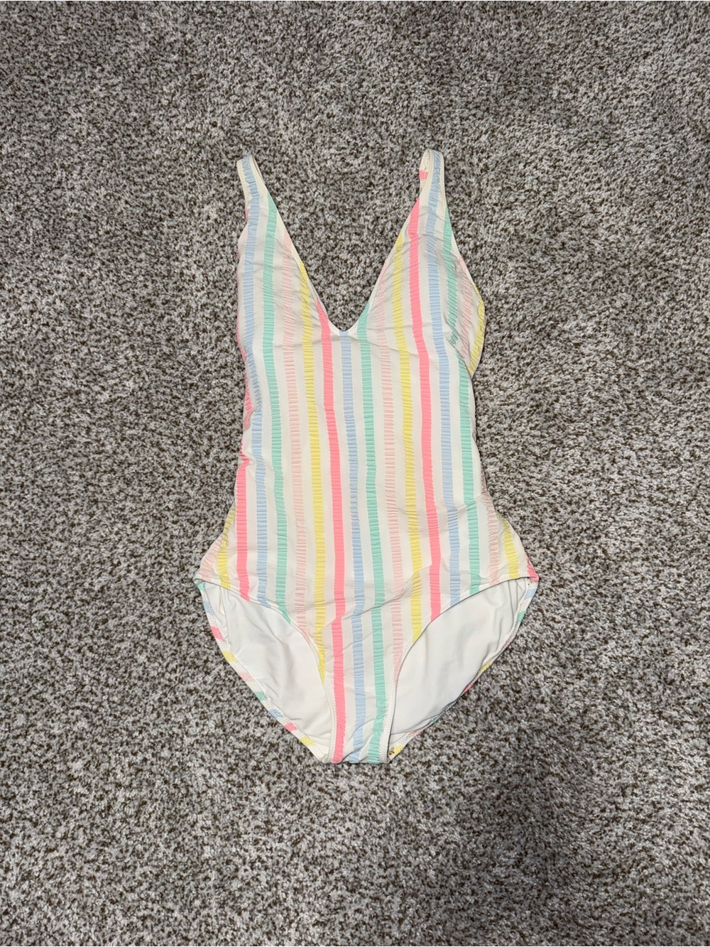 Vineyard Vines Pastel Rainbow Stripe One-Piece Swimsuit, size small